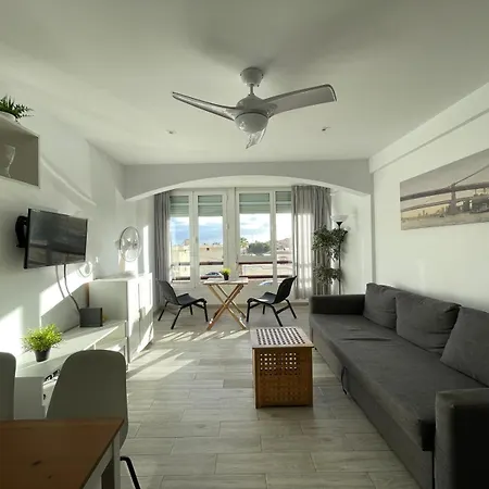 Playa Vistas 2 Bed Terrace Pool & Ac Los Cristianos (Tenerife)