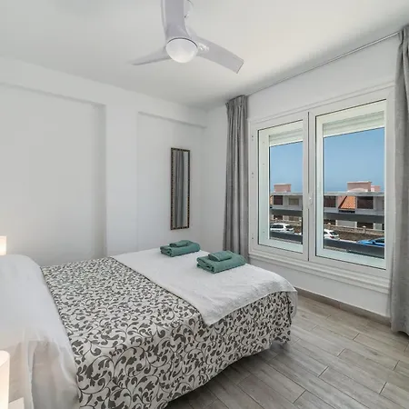 Playa Vistas 2 Bed Terrace Pool & Ac Appartement *
